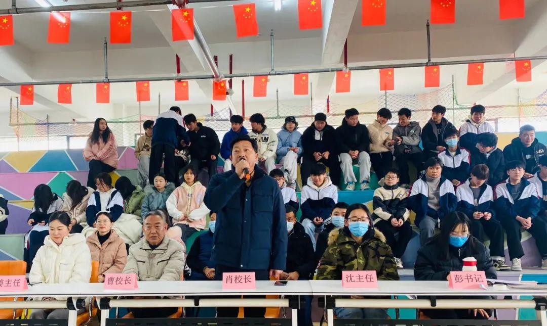 妙手生花、創(chuàng)意無(wú)限——信陽(yáng)新世紀(jì)學(xué)子首屆手工作品展